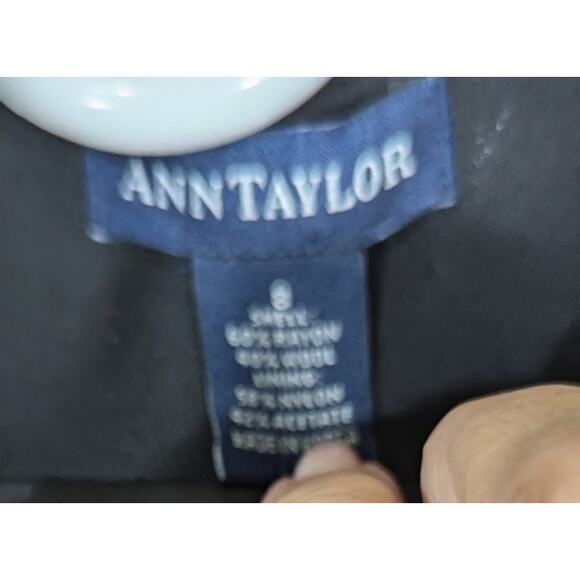 Ann Taylor Trench Coat Sz 8 MSRP $248 Wool/Rayon see descrip + photos true black - Picture 6 of 13